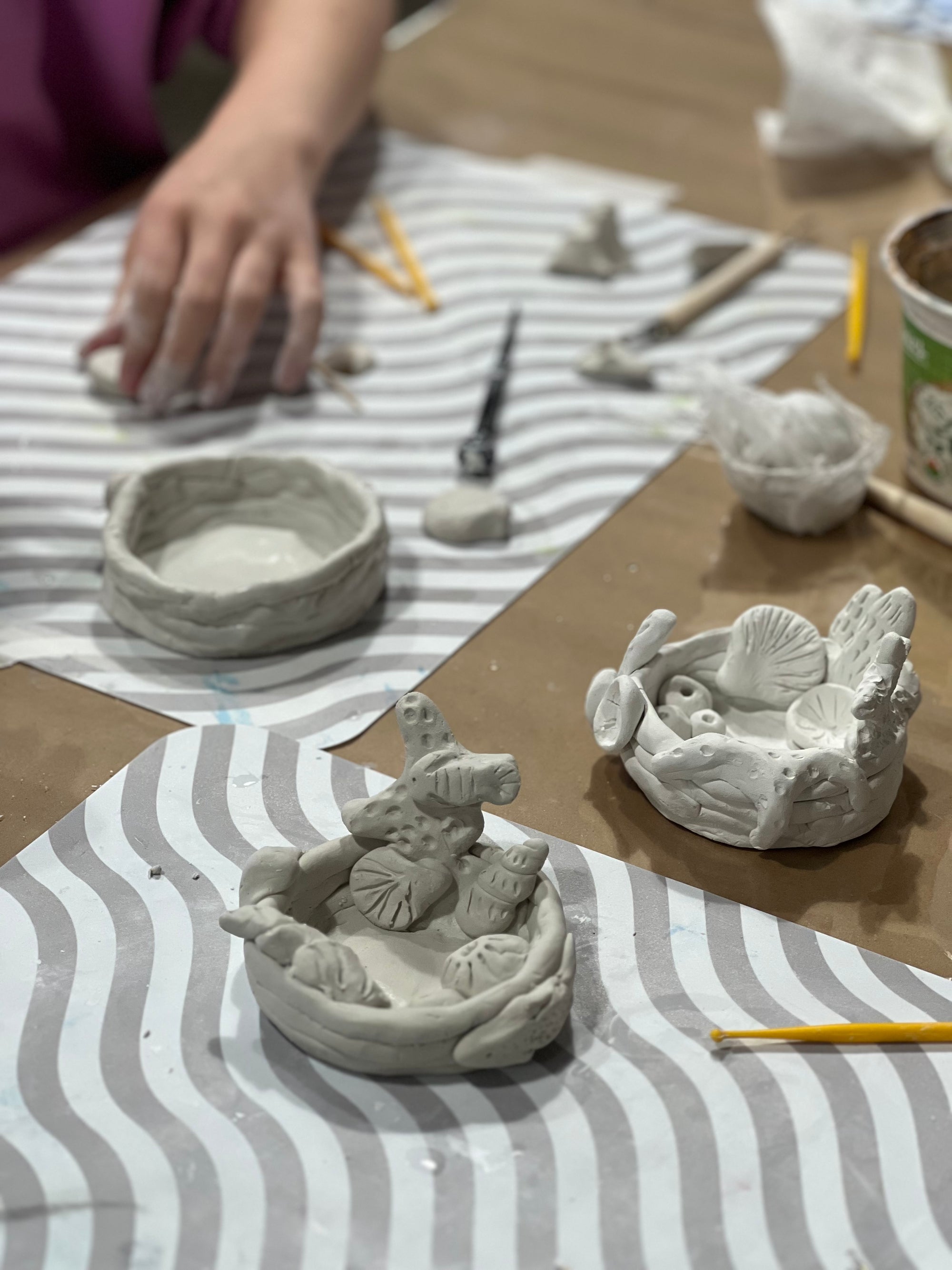 ADVANCED STUDIO , AGES 11+ WEDNESDAYS 6:00-7:30 PM FALL SESSION